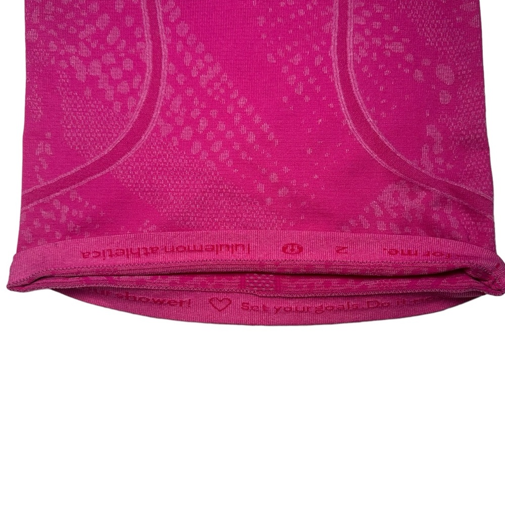 Lululemon Swiftly Tech Racerback Heathered Jewelled Magenta Style‎ W1N45S Size 2 - Picture 9 of 10